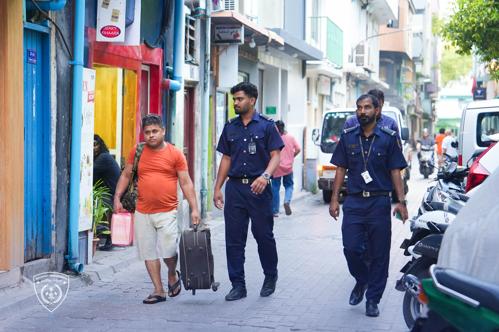 ރިޔާސީ ބަޔާން 2025: ޤަވާއިދާ ޙިލާފް 6000 އަށްވުރެ ގިނަ ބިދޭސީން ޑީޕޯޓް ކޮށްފި